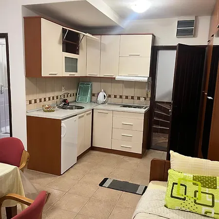 Apartment Stara Bacija *